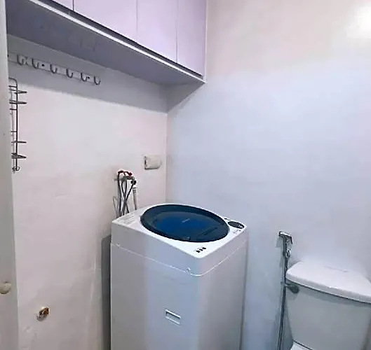 Mae's Hub At Mplace Towerd Quezon Hotel 2*
